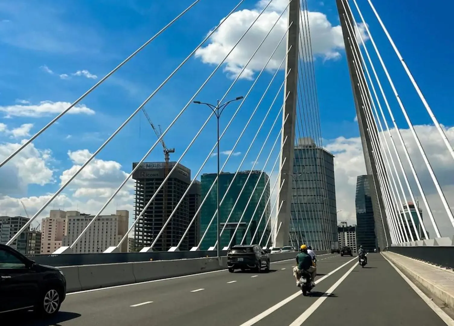 Can Ho 2 Phong Ngu - Tam Nhin Toan Canh Hcmc Cidade de Ho Chi Minh Apartamento